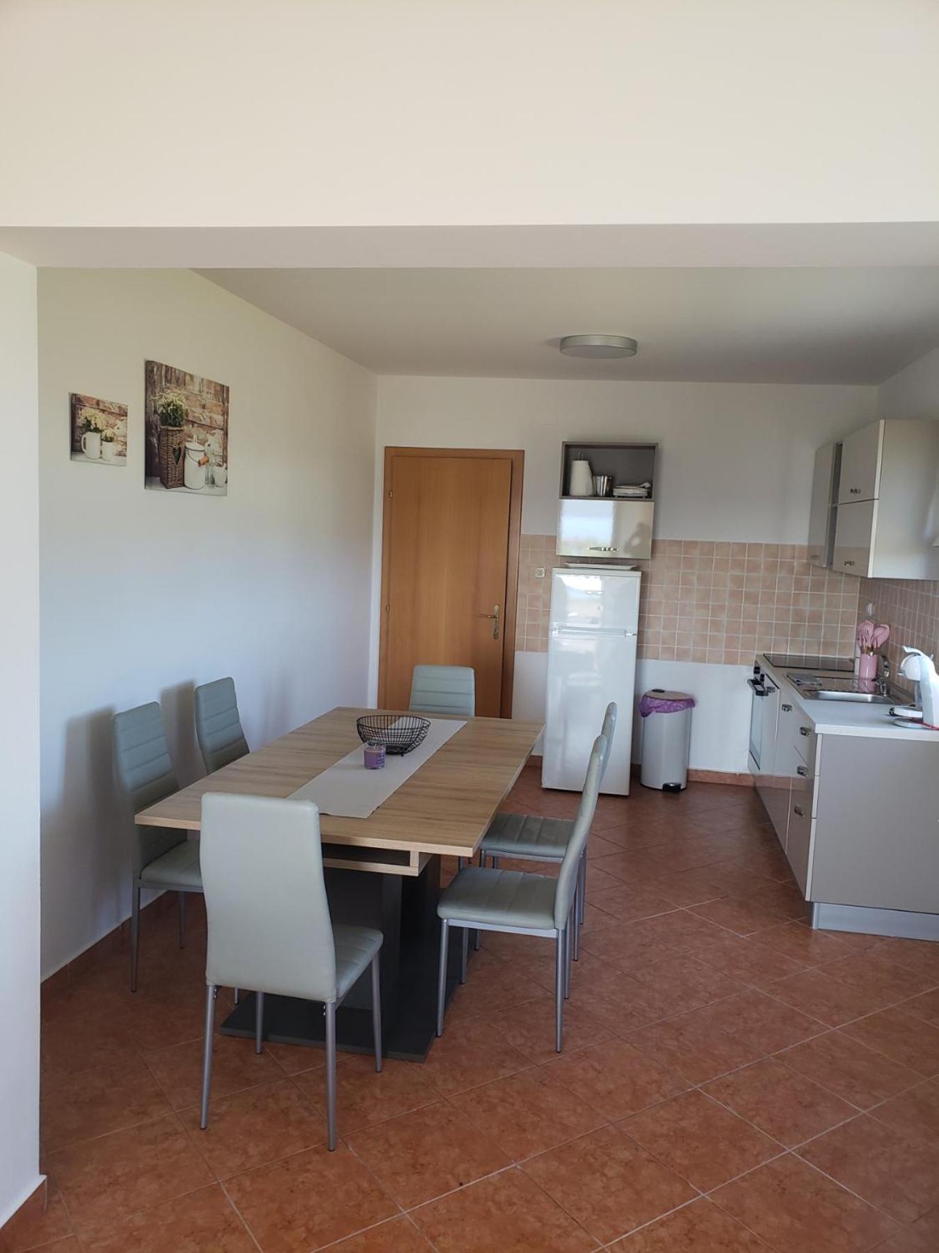 Apartmani Ciklic Dobropoljana Extérieur photo